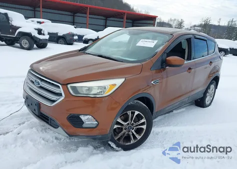 2017 Ford Escape Se z USA, uszkodzony, nr VIN 1FMCU9GD4HUD06553